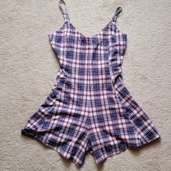 Romper - Picture 4 of 4